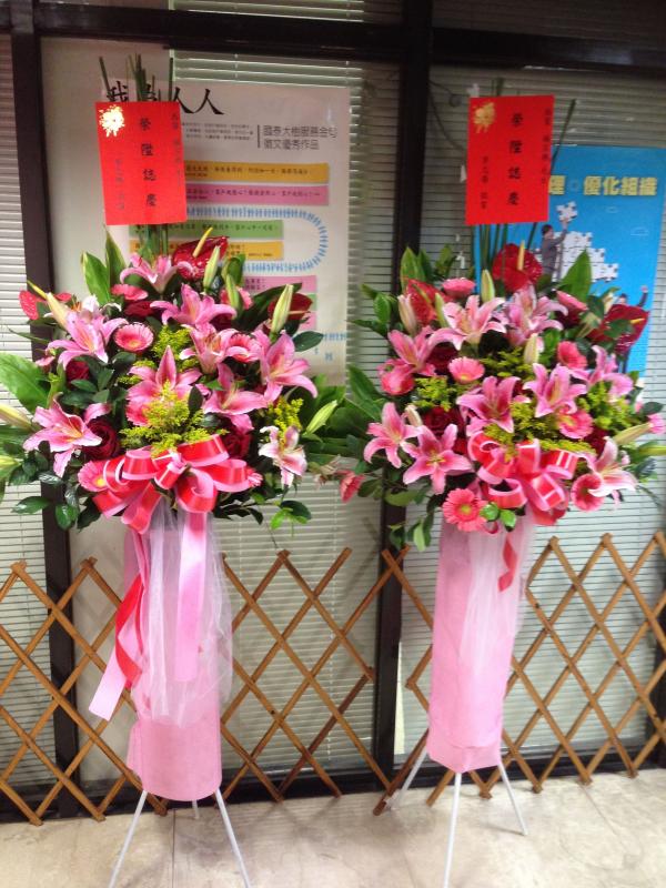 !!(十)藝術花籃(ㄧ對)!!
